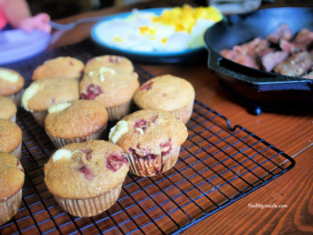 Delicious strawberry muffins with a sweet cream cheese surprise!