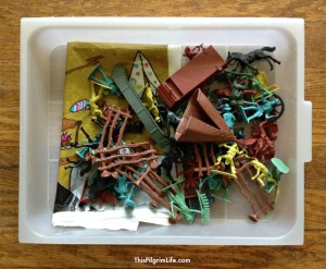 Craft supplies, toys, and kids' stuff, OH MY! Keeping kids' things organized and neat, while giving them plenty of ways to play and create can be a BIG challenge! Here is one solution that gives kids lots of choices, independence, and responsibility with activity trays! 
