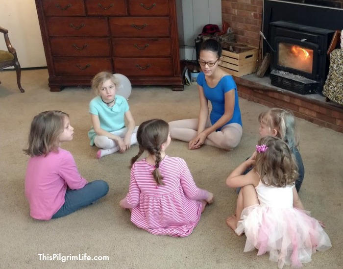 Lots of dancing fun with friends at this sweet and simple ballet birthday party! 